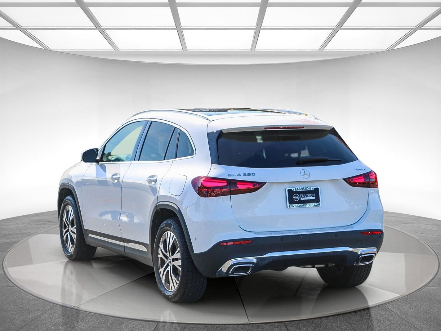 Certified 2025 Mercedes-Benz GLA 250 4MATIC image 2