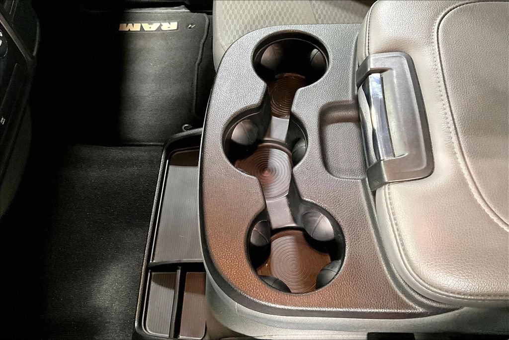 Used 2018 RAM 1500 Express w/ Express Value Package AWD/4WD image 17