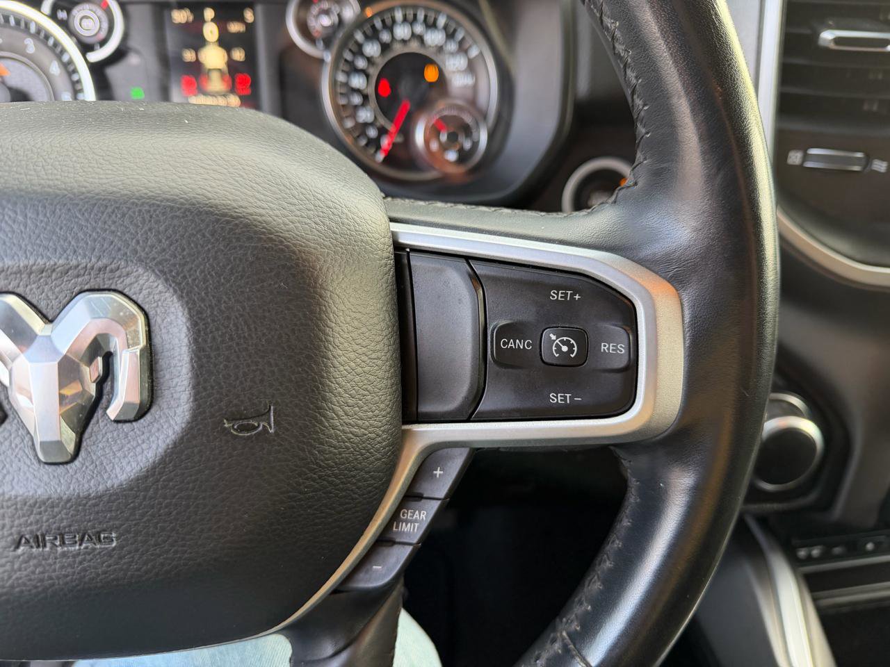 Used 2019 RAM 1500 Big Horn image 26