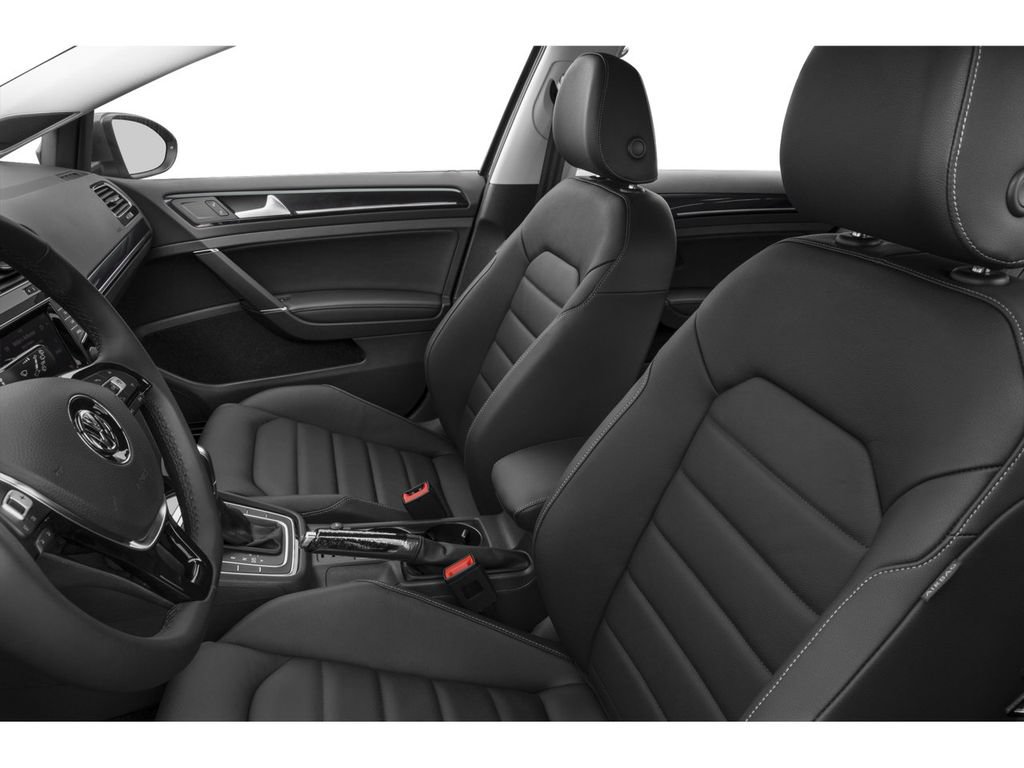 Used 2015 Volkswagen Golf TDI FWD image 8