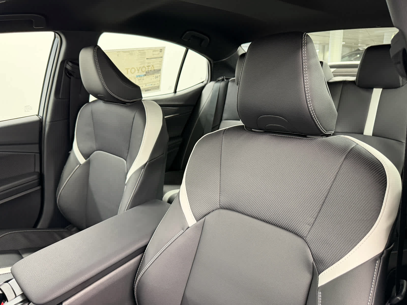New 2026 Toyota Camry SE FWD image 19