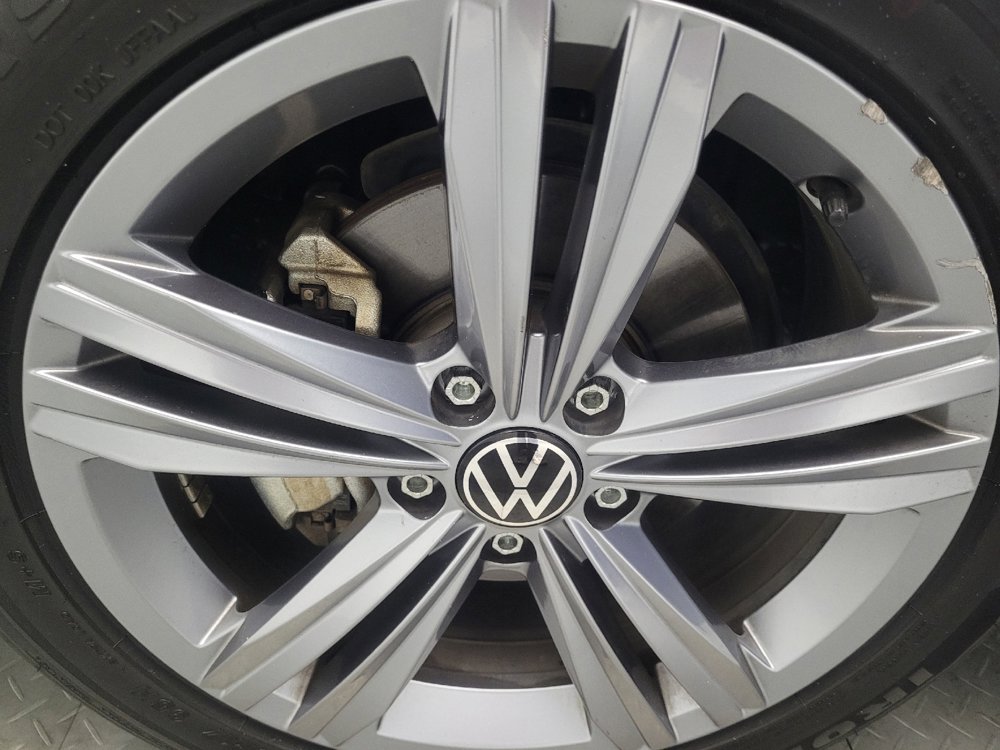 Used 2024 Volkswagen Jetta SE image 31