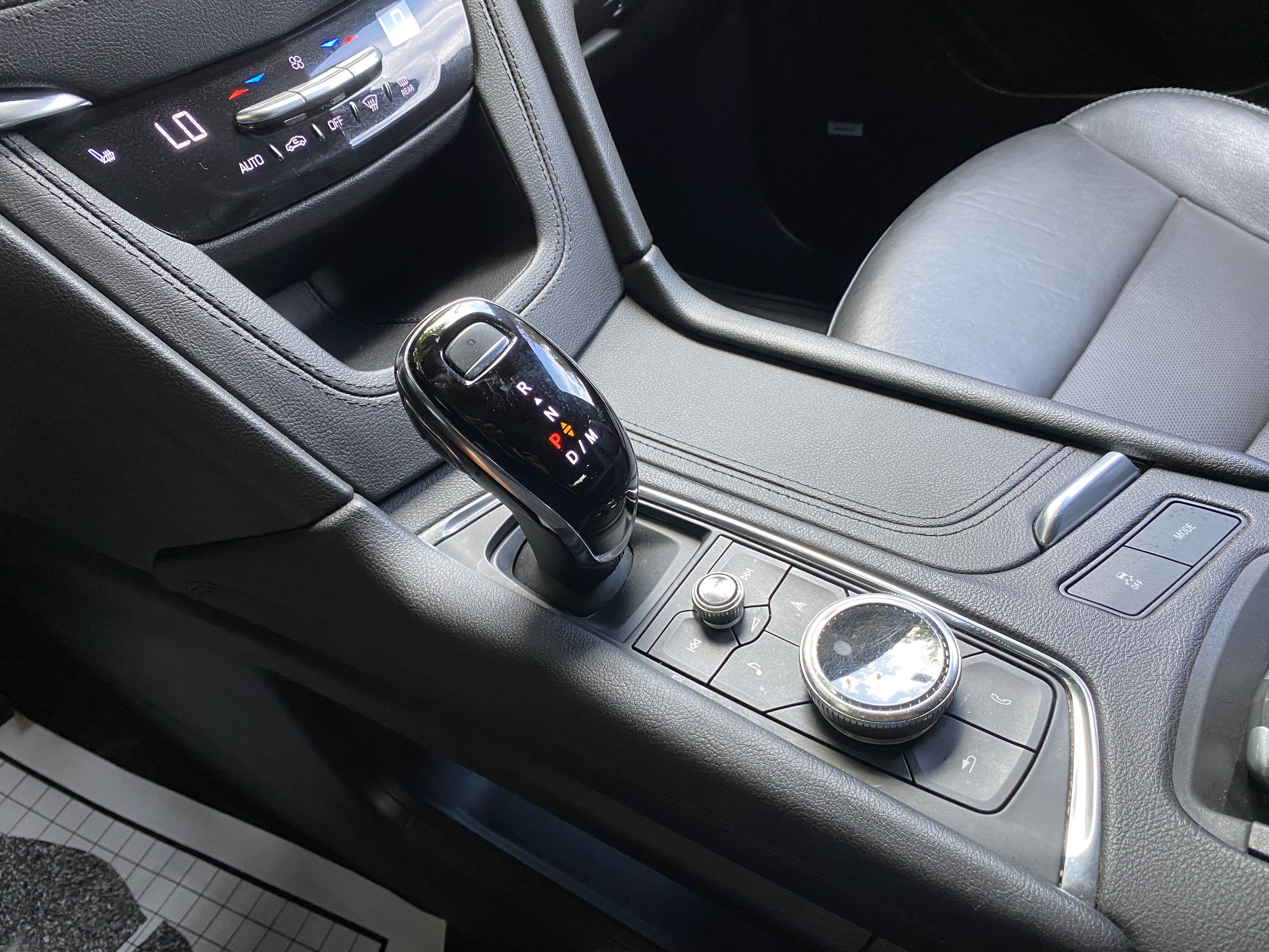 Used 2021 Cadillac XT5 Premium Luxury FWD image 29