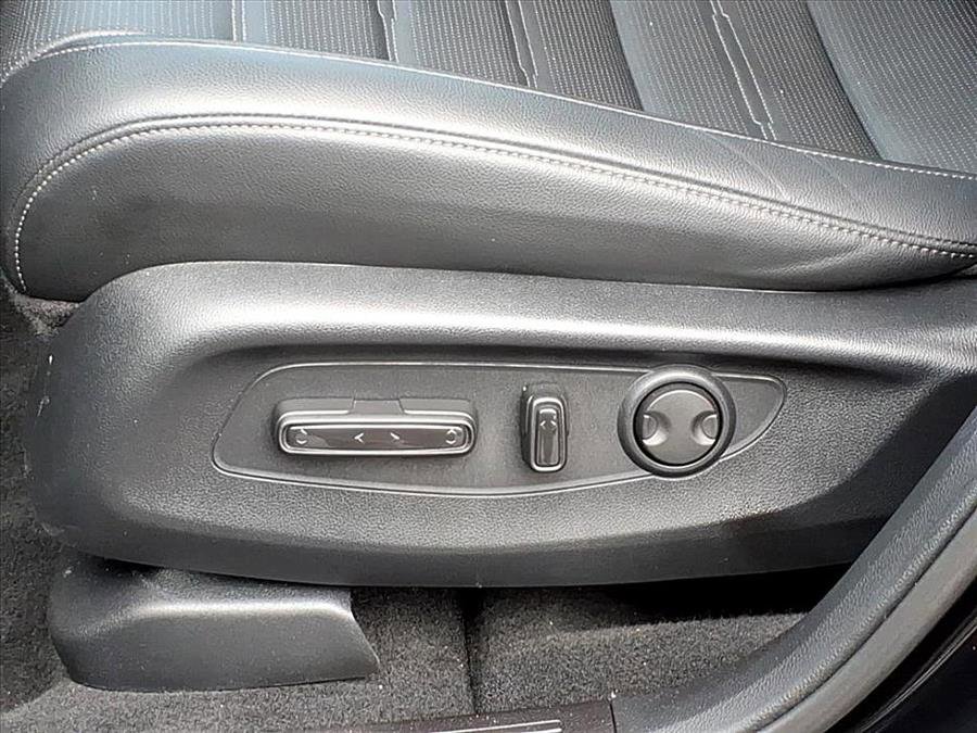 Used 2025 Honda CR-V EX-L image 20