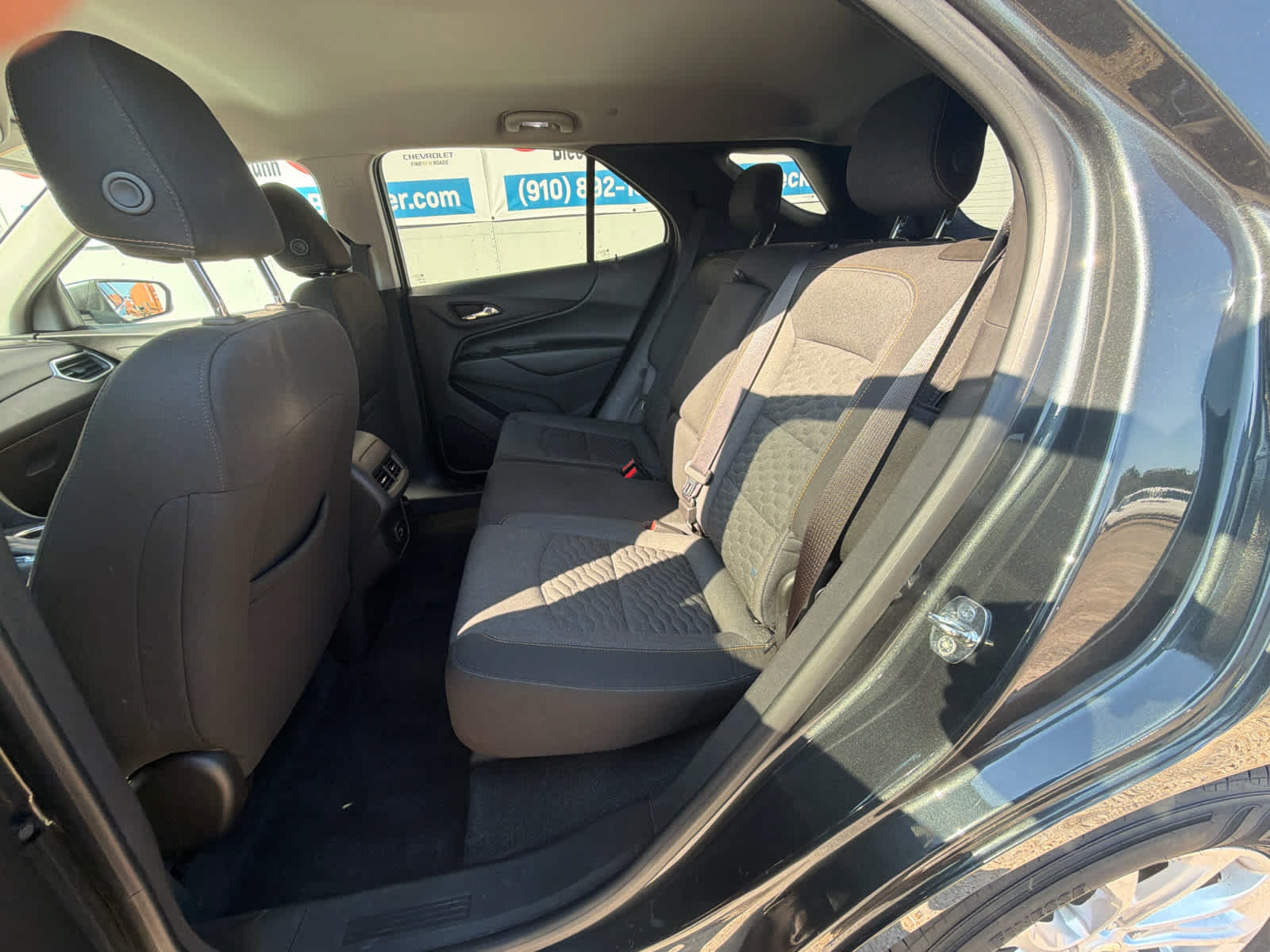 Used 2020 Chevrolet Equinox LT FWD image 33
