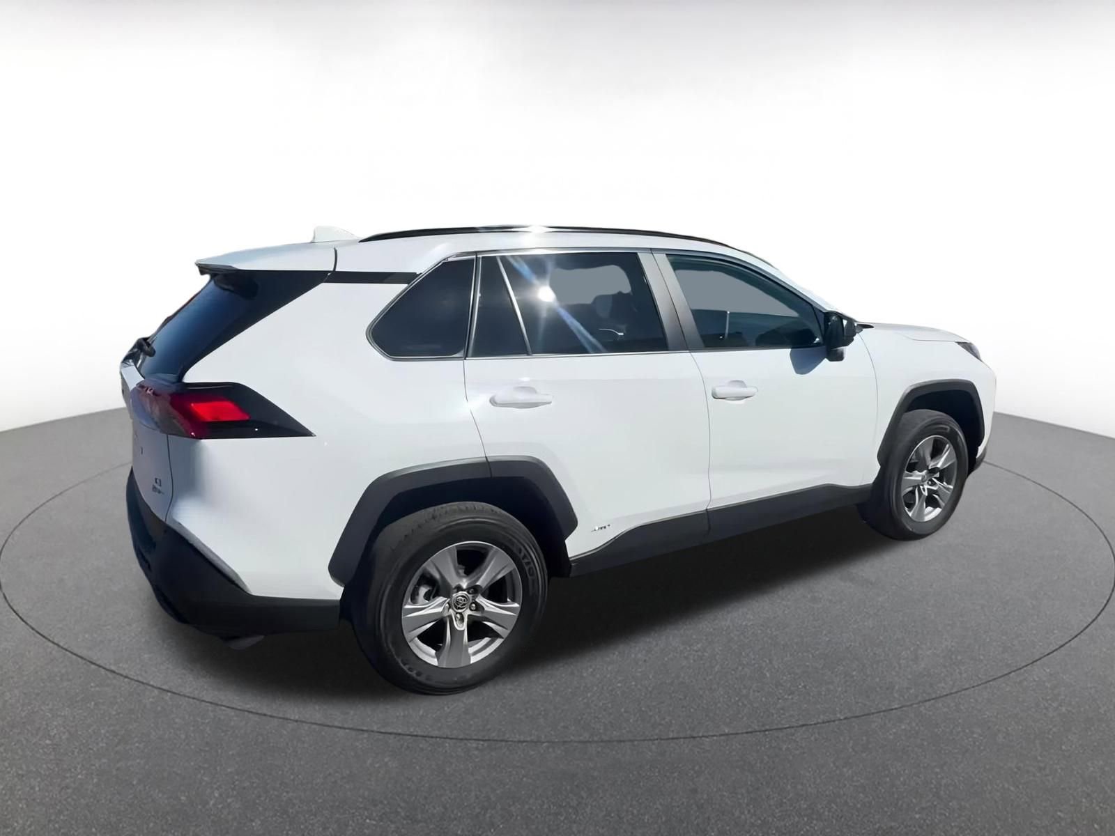 Used 2025 Toyota RAV4 LE image 14