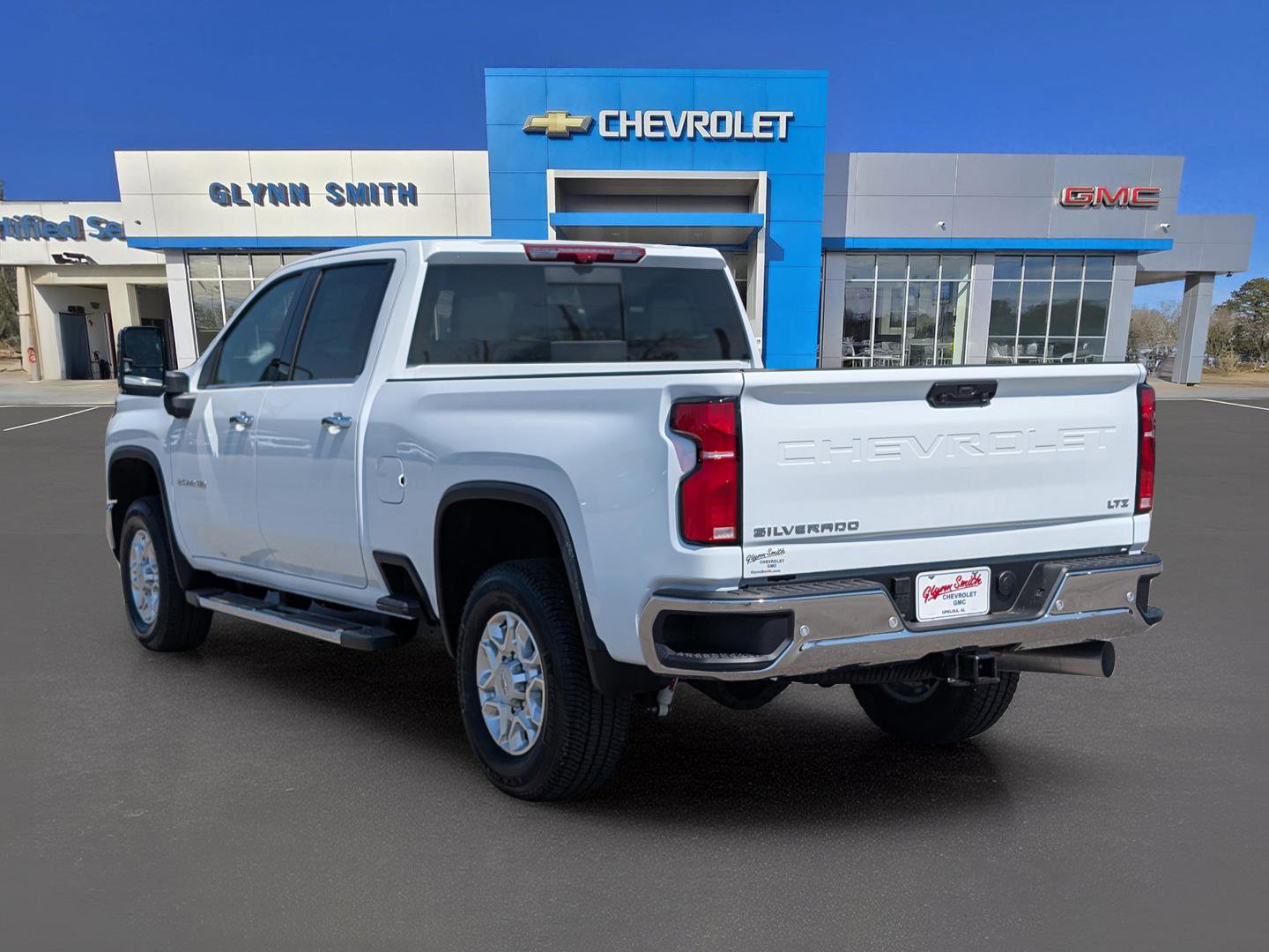 New 2026 Chevrolet Silverado 2500 LTZ w/ LTZ Premium Package AWD/4WD image 12