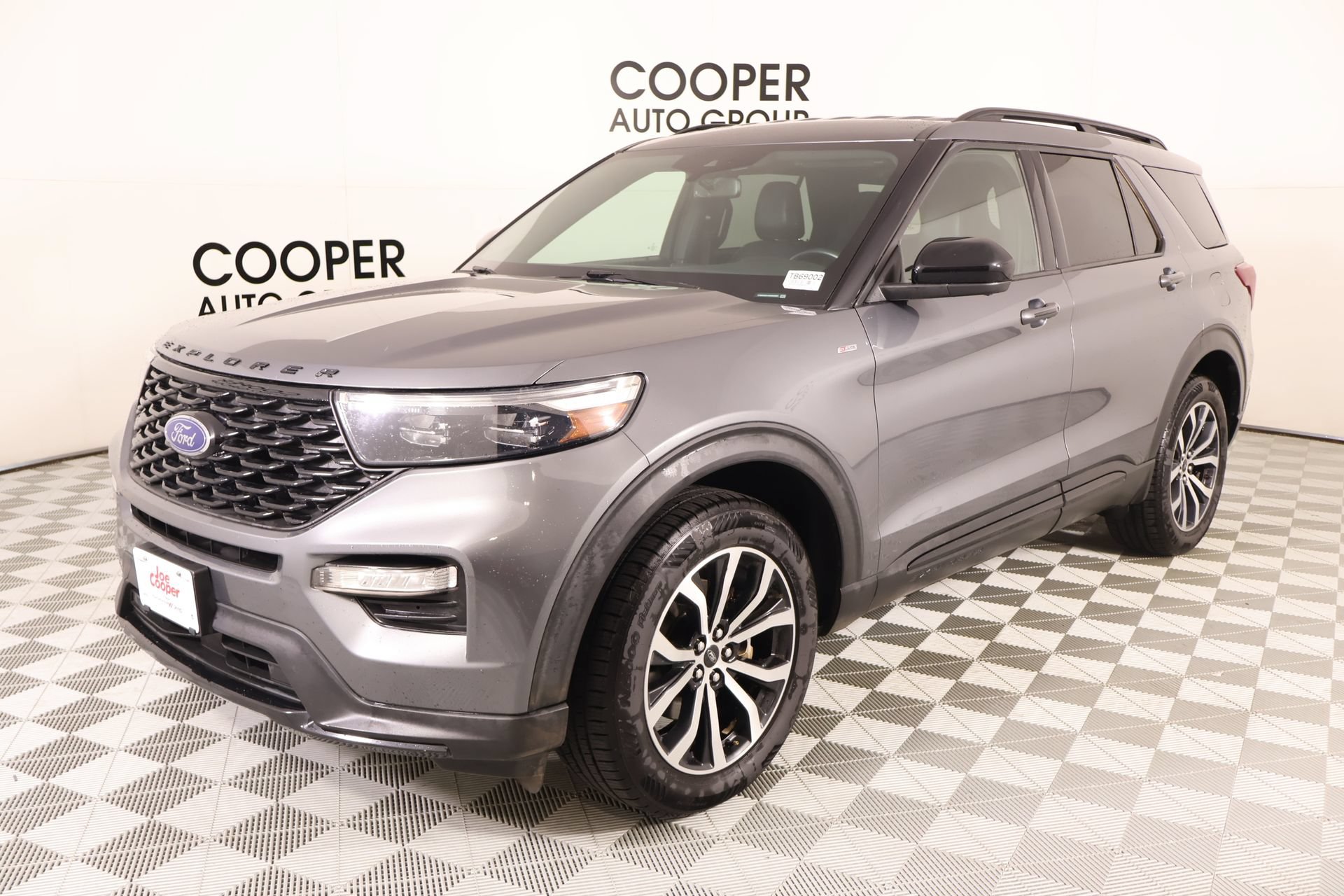 Used 2022 Ford Explorer ST-Line AWD/4WD image 11