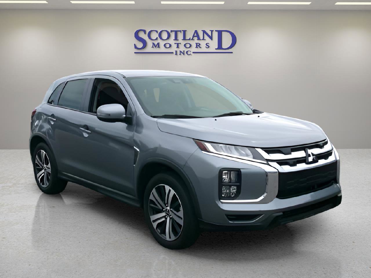 Used 2025 Mitsubishi Outlander Sport ES AWD/4WD image 4