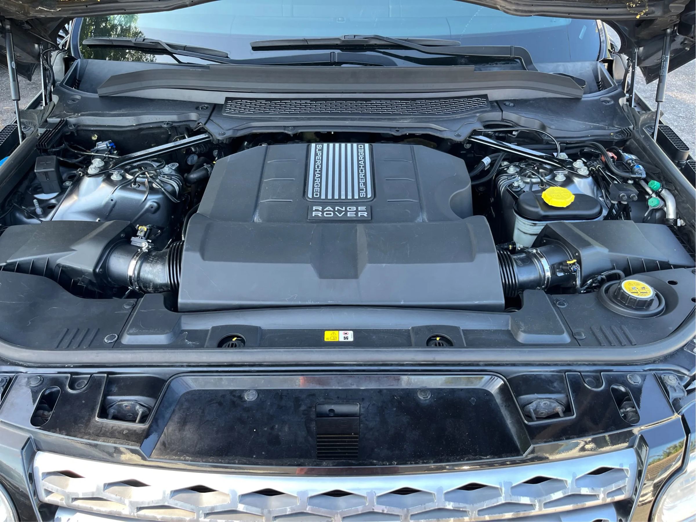 Used 2014 Land Rover Range Rover Sport Supercharged AWD/4WD image 13