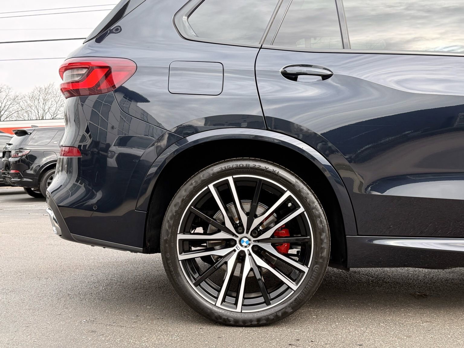 Used 2023 BMW X5 xDrive40i w/ Executive Package image 13