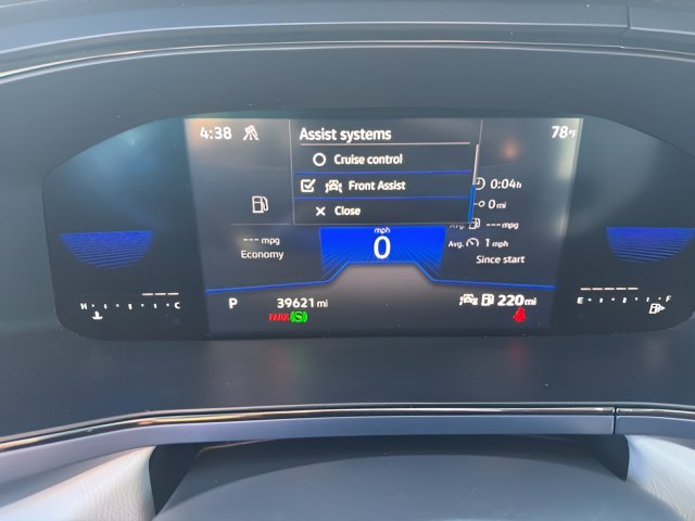 Used 2023 Volkswagen Taos SE AWD/4WD image 9