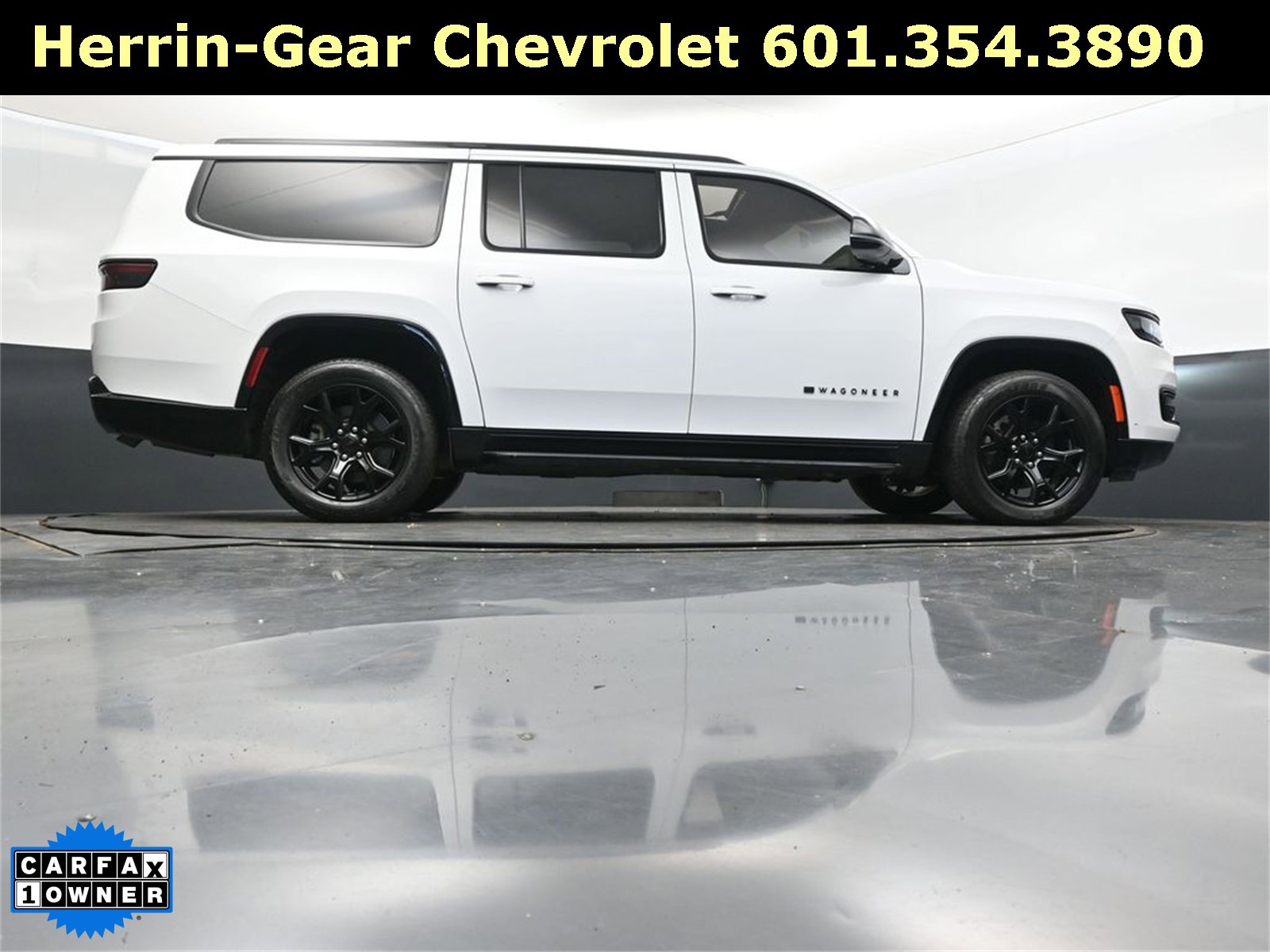 Used 2024 Jeep Wagoneer L Series II image 45