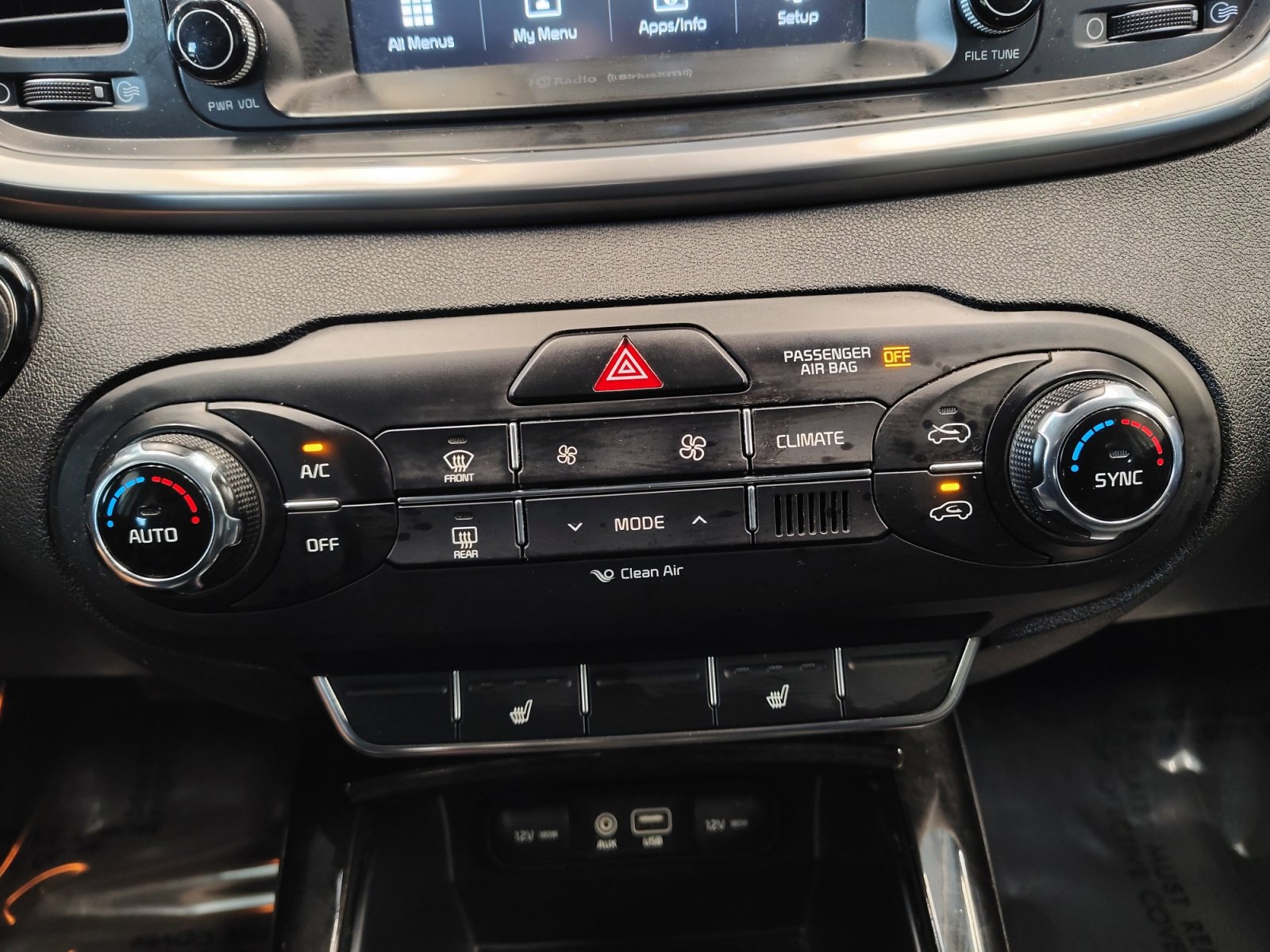 Used 2018 Kia Sorento EX w/ EX Advanced Touring Package AWD/4WD image 17