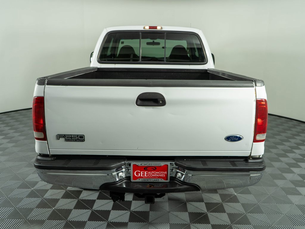 Used 2000 Ford F250 Lariat image 5