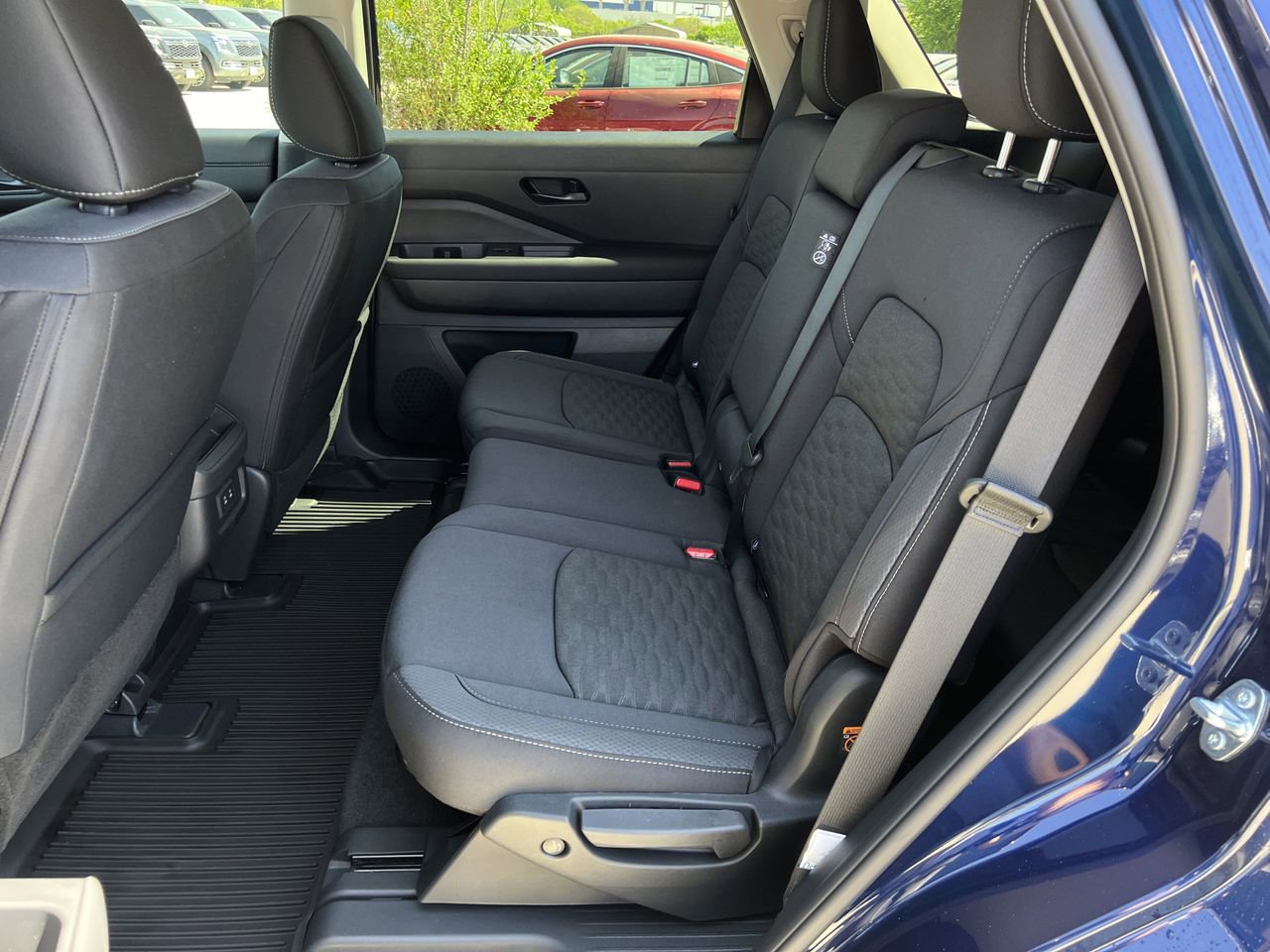 New 2026 Nissan Pathfinder SV image 13
