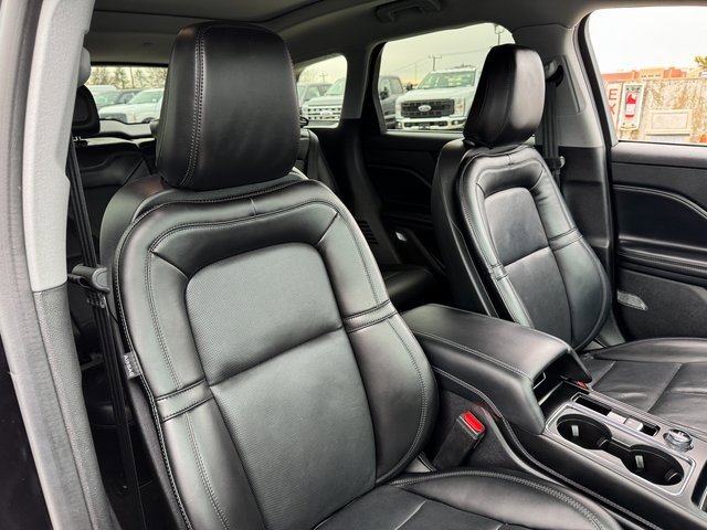 Used 2022 Lincoln Corsair Reserve w/ Equipment Group 201A image 19