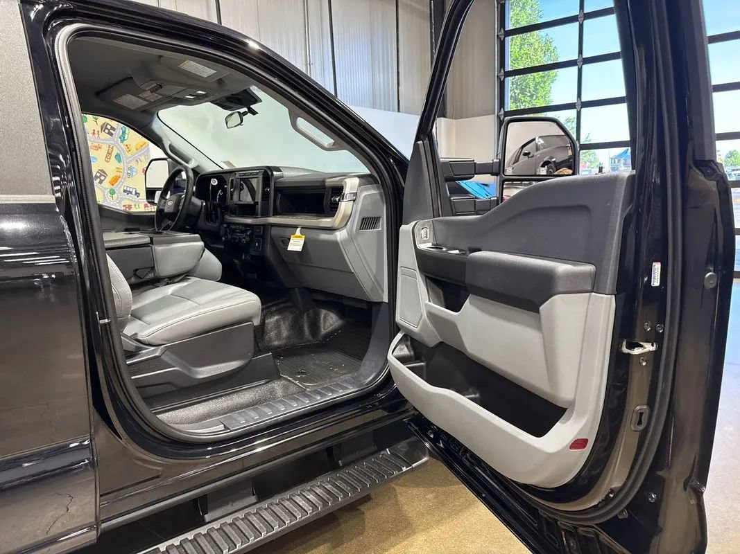 Used 2024 Ford F250 XL w/ XL Chrome Package RWD image 71