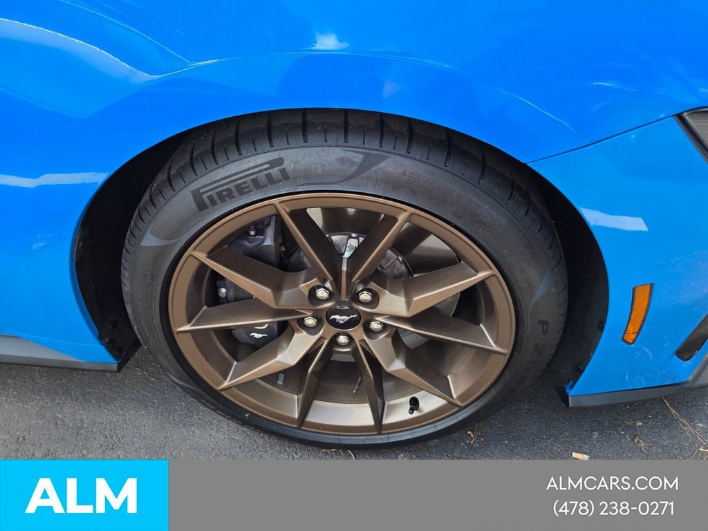 Used 2025 Ford Mustang Dark Horse RWD image 27