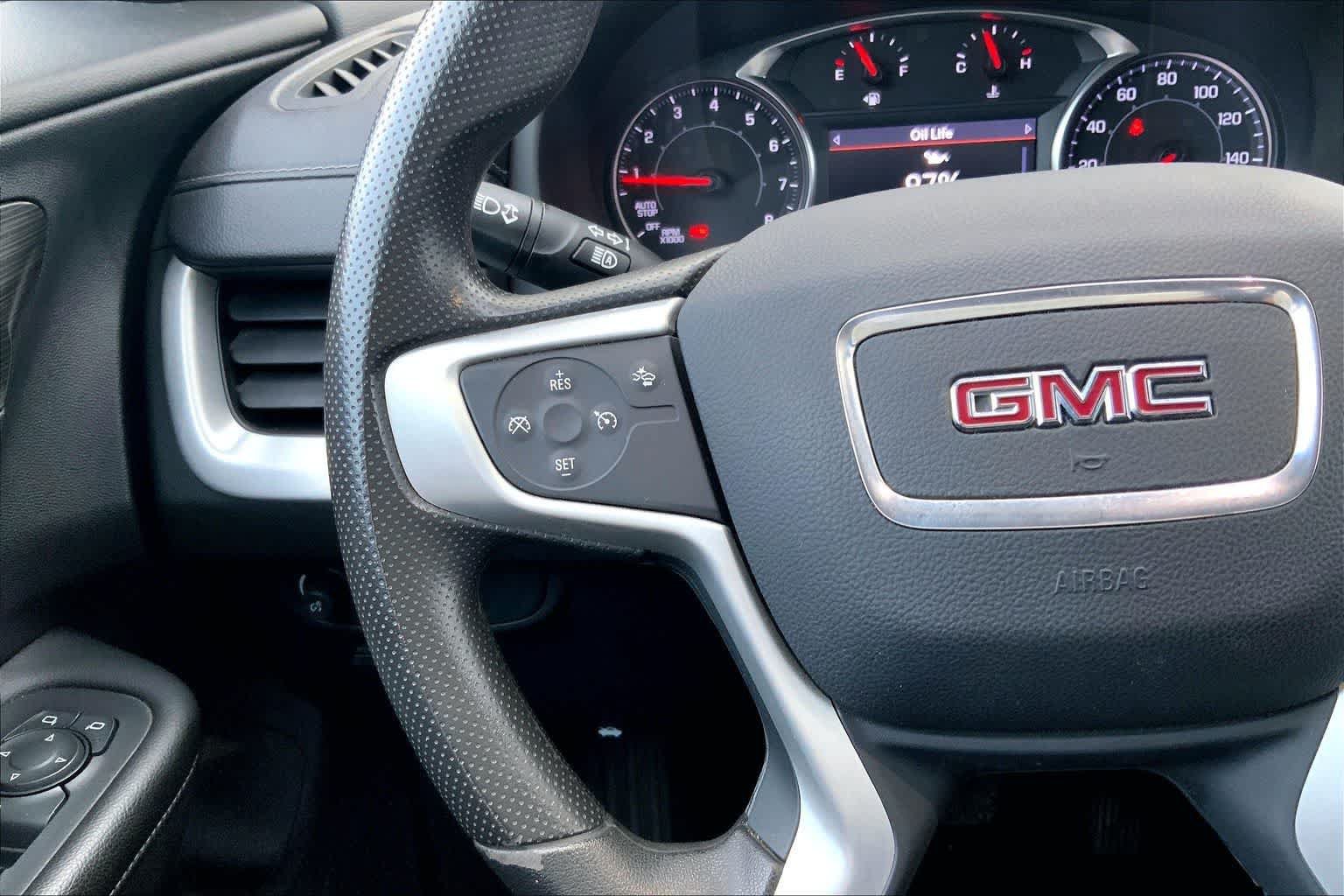 Used 2023 GMC Terrain SLE w/ Driver Convenience Package FWD image 24
