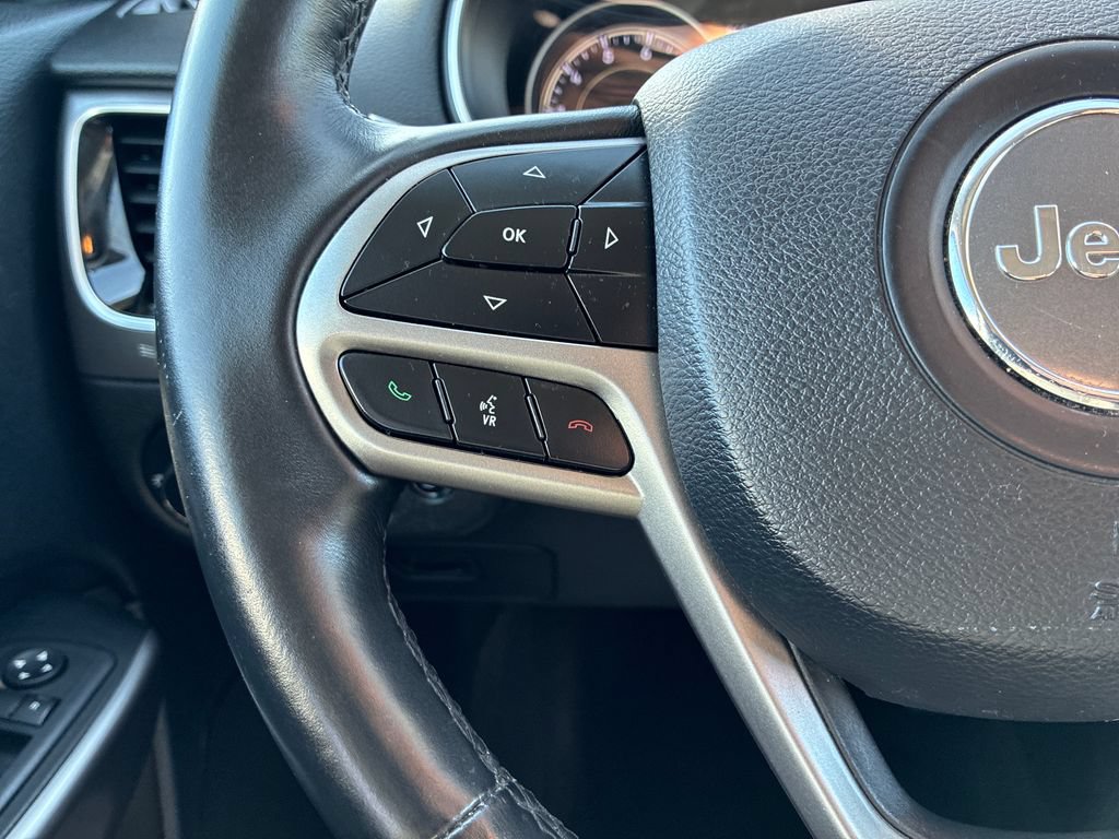 Used 2019 Jeep Cherokee Limited AWD/4WD image 25