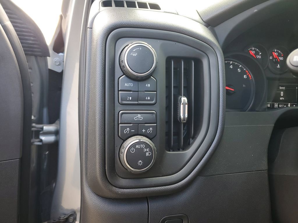 Used 2025 Chevrolet Silverado 1500 W/T w/ WT Value Package image 12