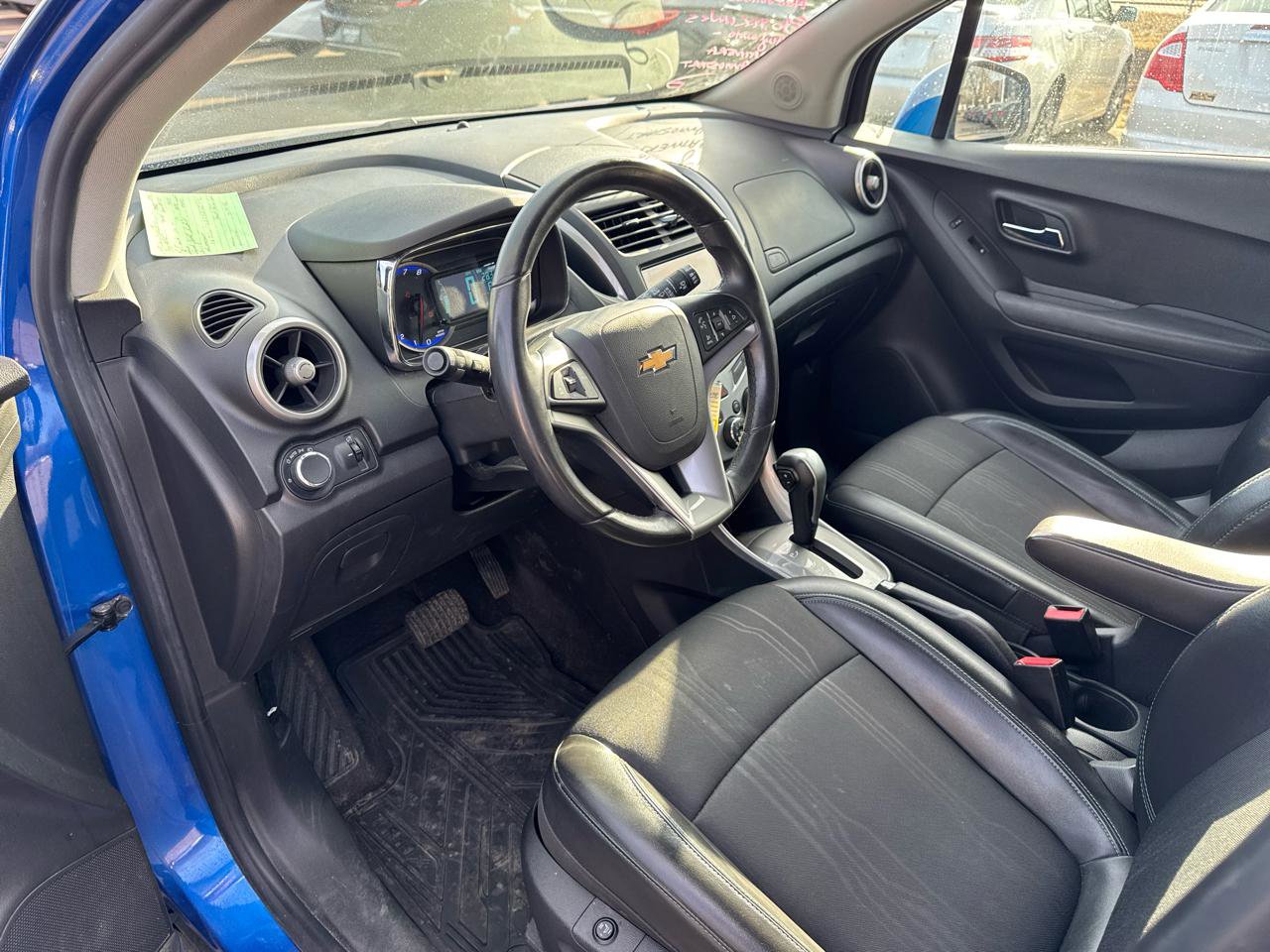 Used 2016 Chevrolet Trax LT w/ LT Convenience Package AWD/4WD image 9