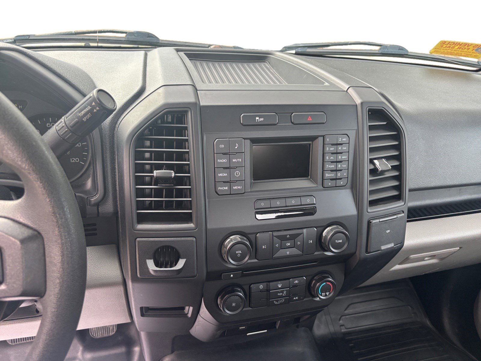 Used 2017 Ford F150 XL w/ Equipment Group 101A Mid image 10