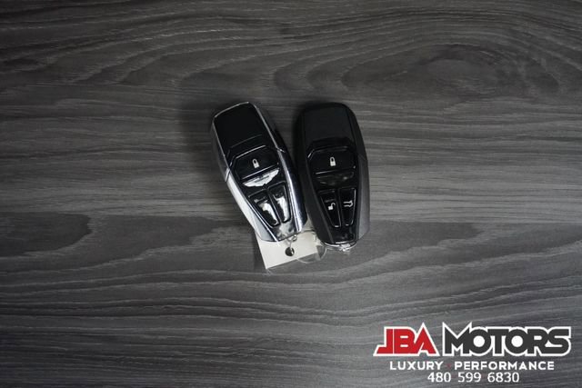 Used 2021 Aston Martin V8 Vantage Coupe image 37