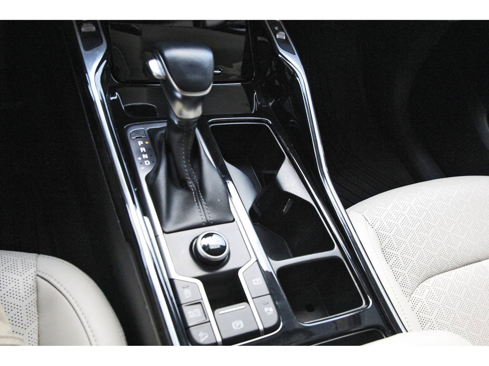 Used 2023 Kia Sorento SX image 26