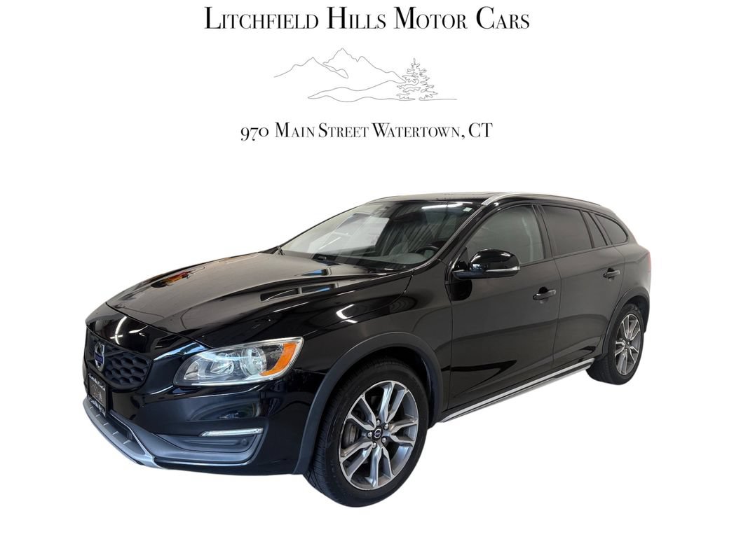 Used 2016 Volvo V60 T5 Cross Country w/ Convenience Package