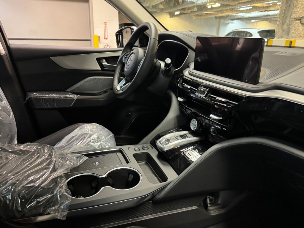 New 2026 Acura MDX SH-AWD image 32