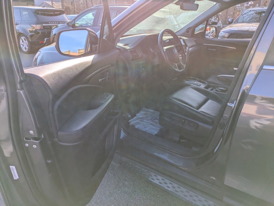 Used 2022 Honda Pilot Special Edition image 4