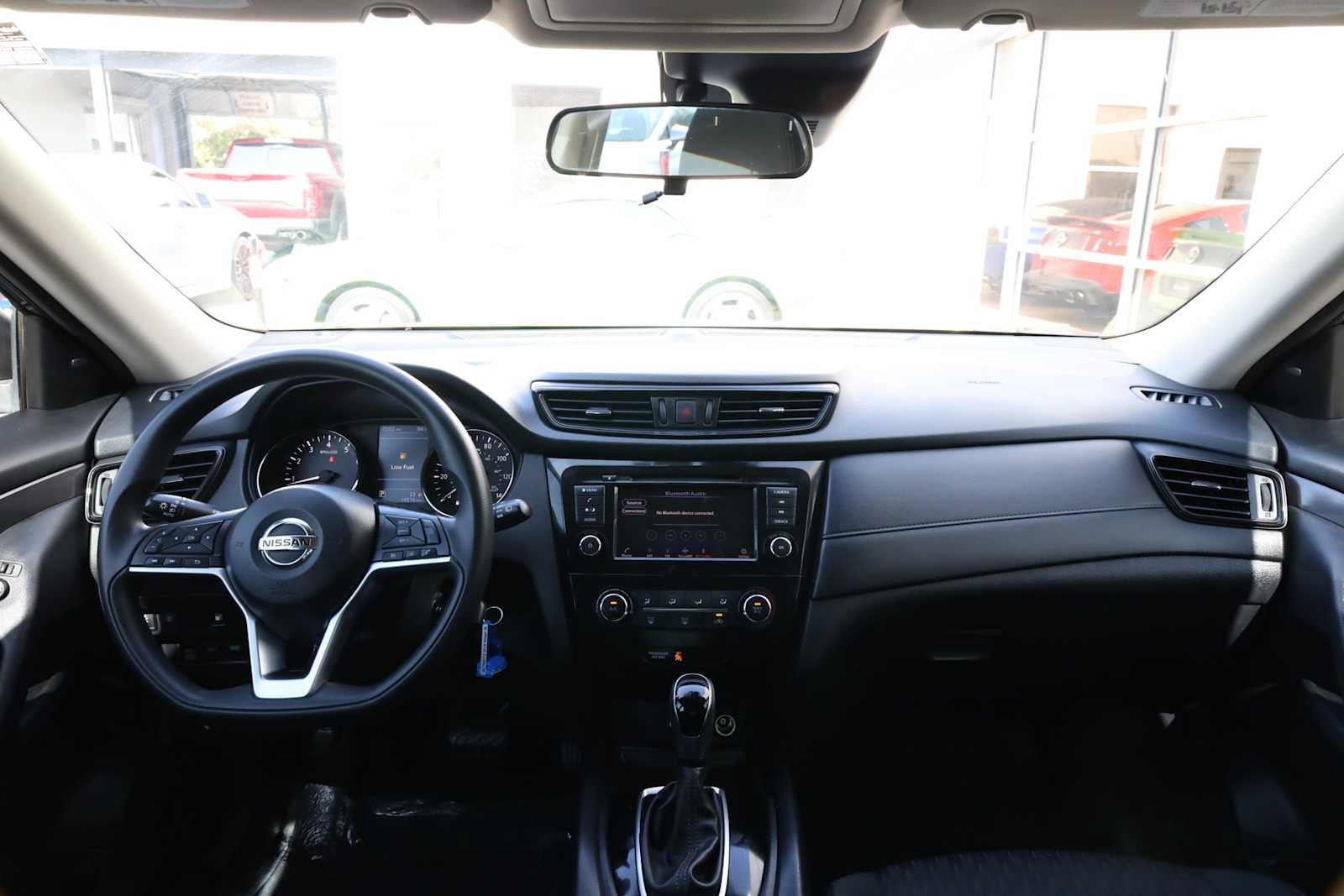 Used 2019 Nissan Rogue S AWD/4WD image 13