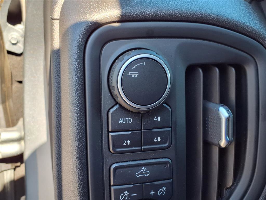 Certified 2025 Chevrolet Silverado 1500 Custom Trail Boss image 18