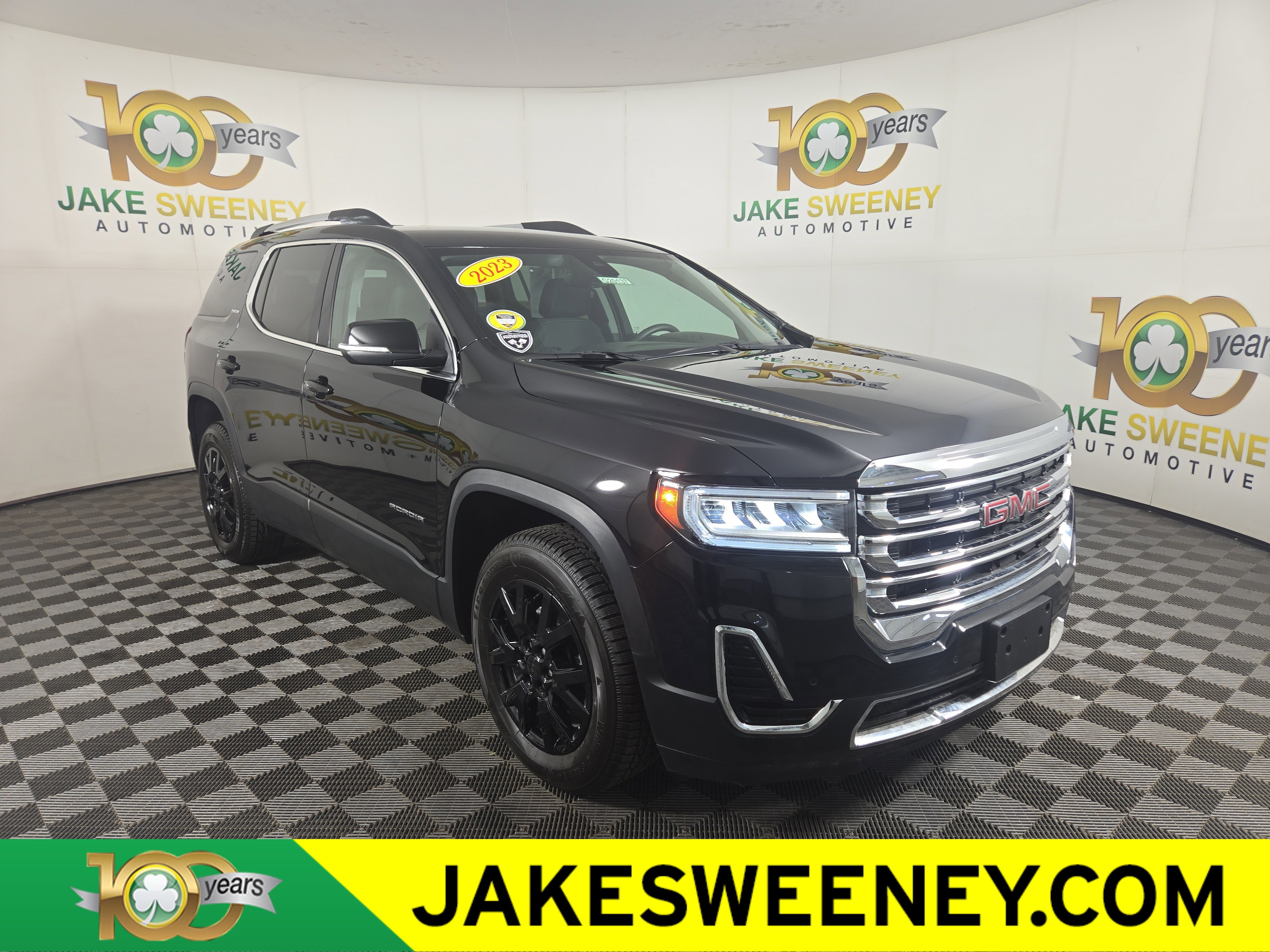 Certified 2023 GMC Acadia SLE w/ LPO, Cargo Package image 1