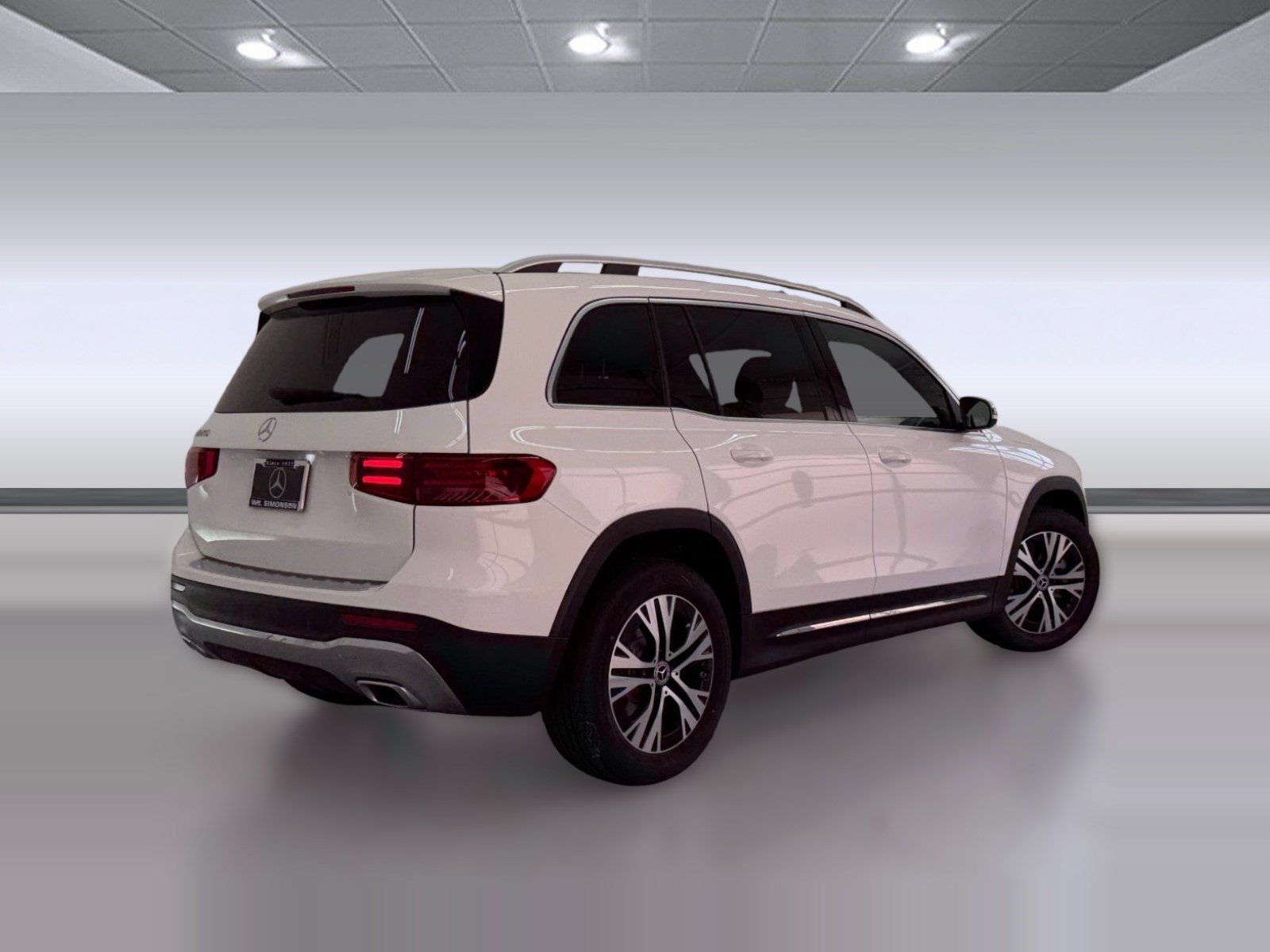New 2026 Mercedes-Benz GLB 250 image 8