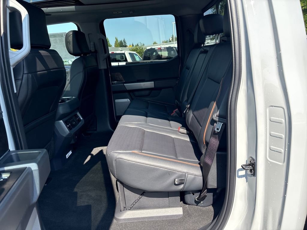 New 2026 Ford F350 Lariat w/ Black Appearance Package image 31