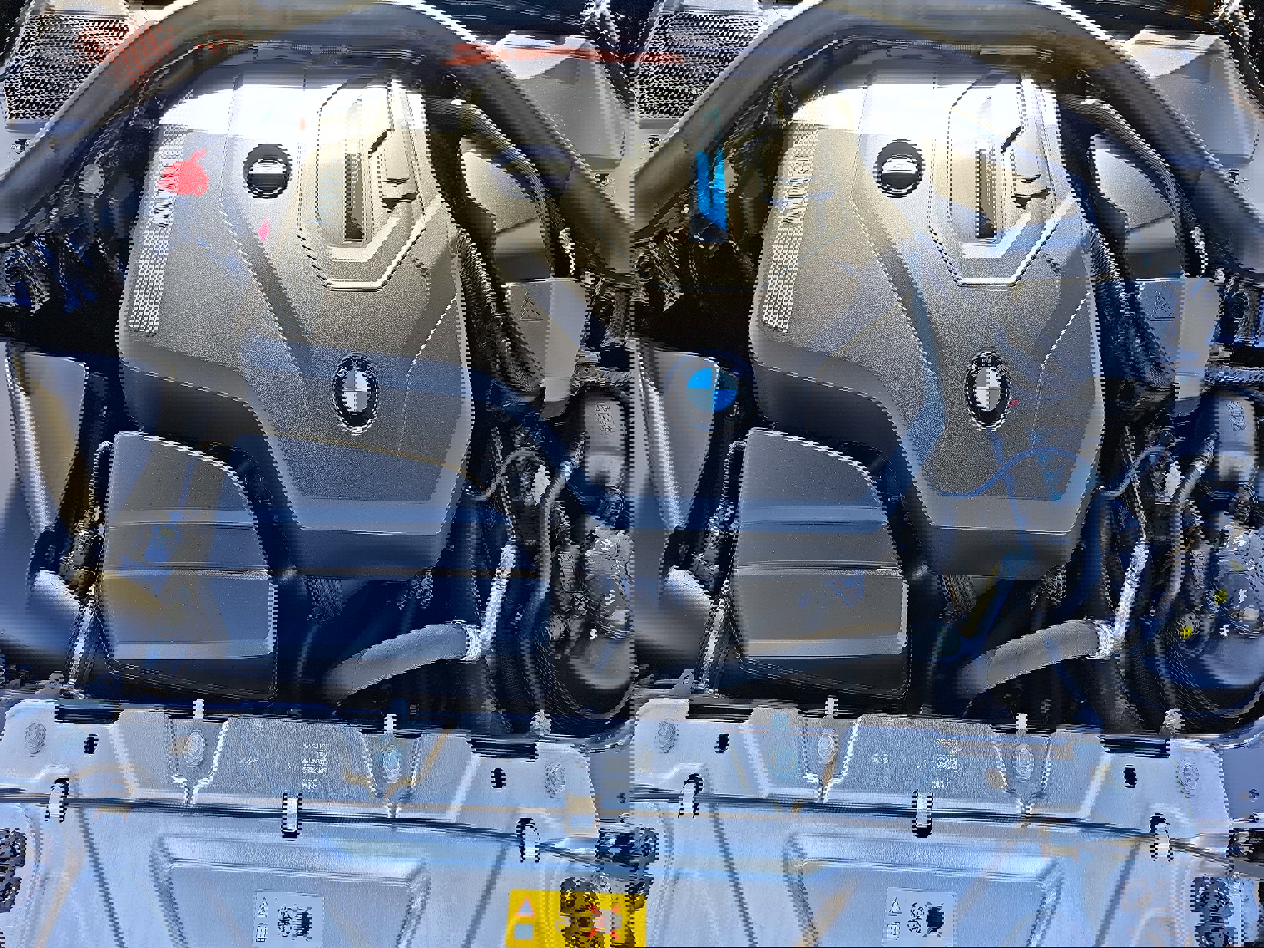 Used 2023 BMW 330e w/ Driving Assistance Package image 30