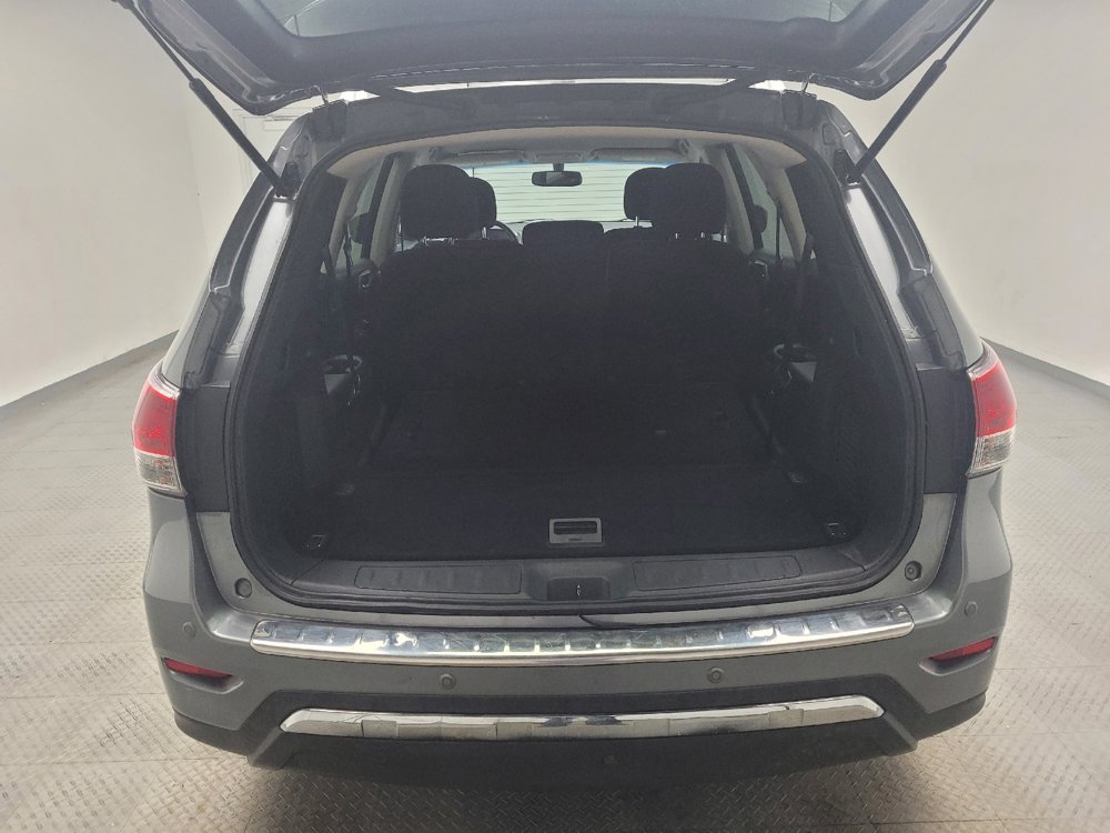 Used 2015 Nissan Pathfinder SV w/ Cargo Package image 29