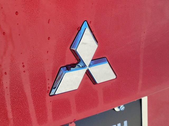 New 2025 Mitsubishi Outlander SEL image 6
