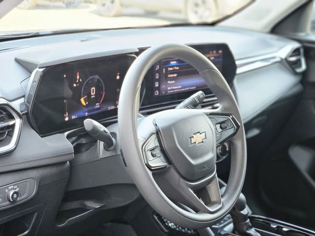 Used 2025 Chevrolet TrailBlazer LT image 12