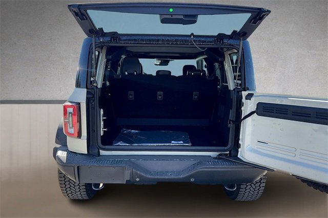 New 2025 Ford Bronco Badlands image 4