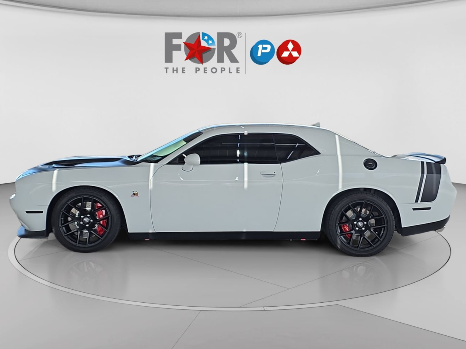 Used 2018 Dodge Challenger R/T Scat Pack w/ Leather Interior Group RWD image 6