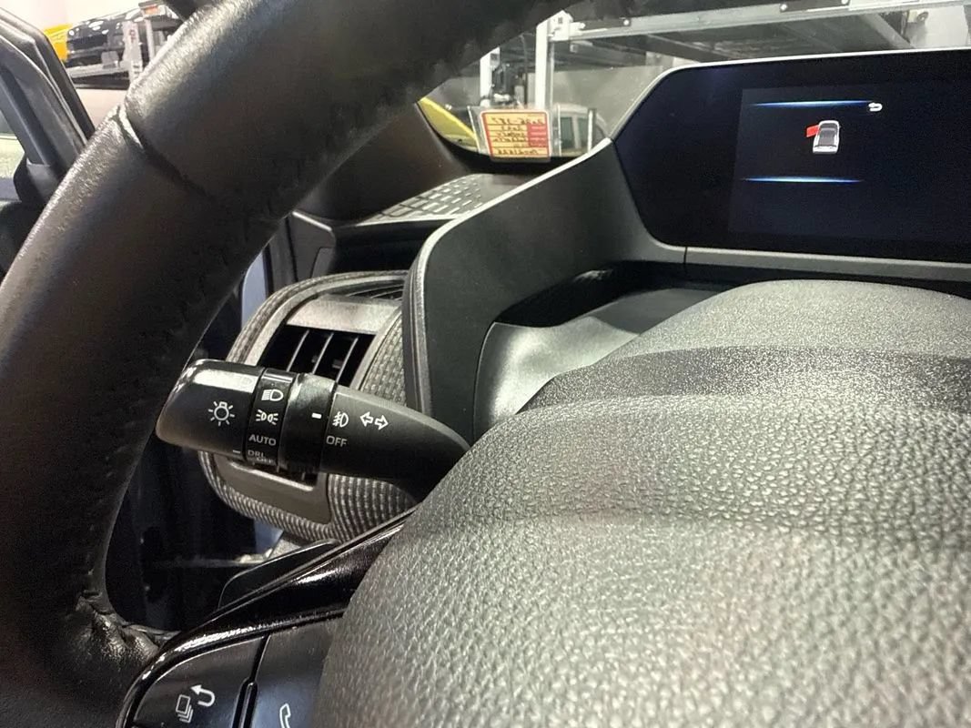 Used 2023 Subaru Solterra AWD image 86