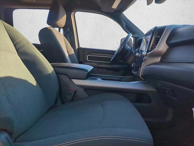 Used 2024 RAM 2500 Big Horn w/ Sport Appearance Package image 22