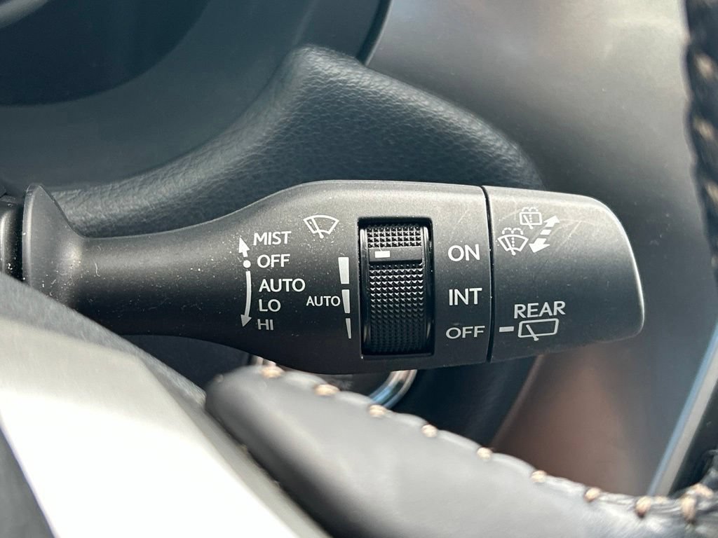 Used 2023 Lexus GX 460 Luxury w/ Sport Design Package AWD/4WD image 30