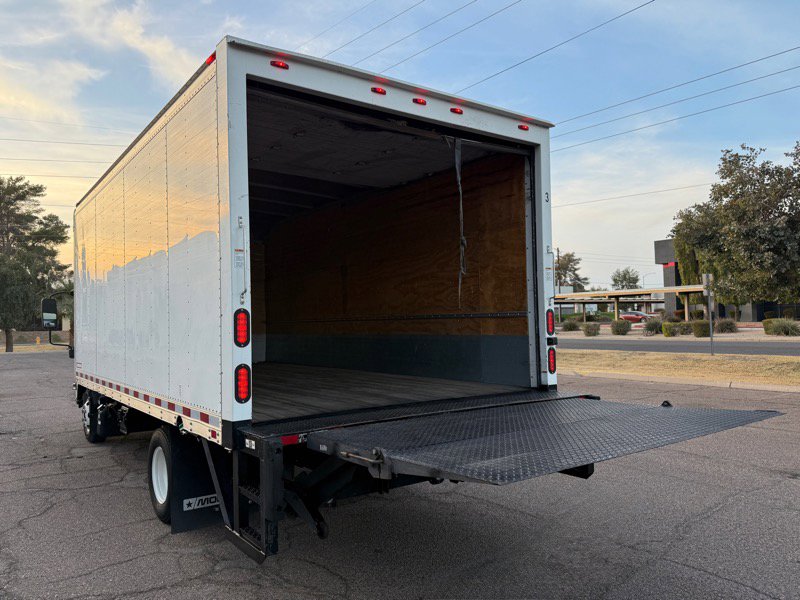 Used 2023 Isuzu NPR image 20