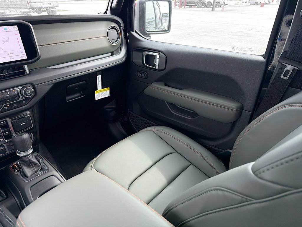 New 2026 Jeep Gladiator Mojave AWD/4WD image 32