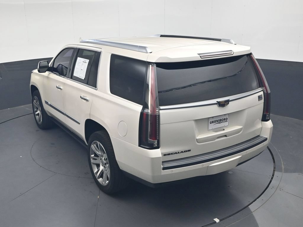 Used 2015 Cadillac Escalade Premium RWD image 28